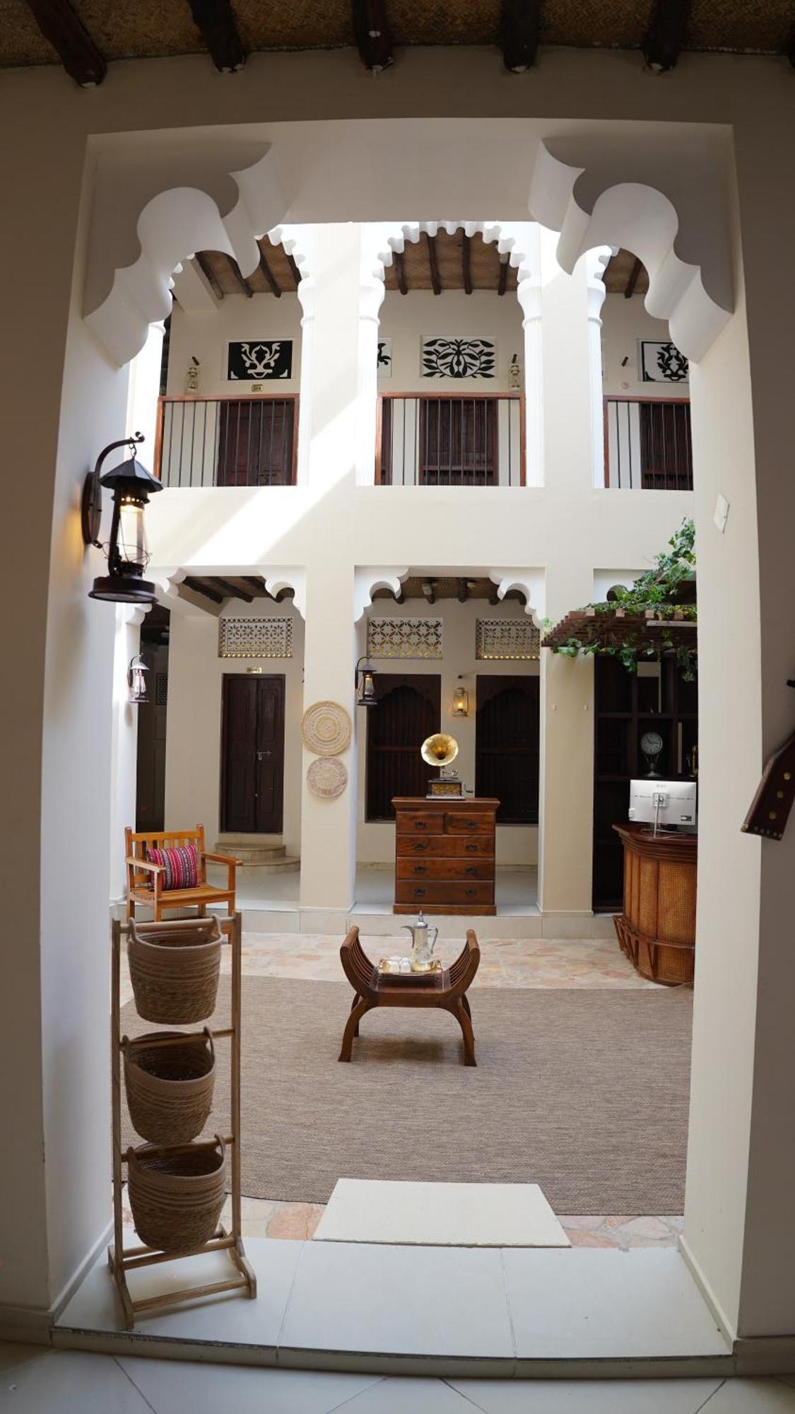 Hyba Heritage Hotel Dubai Luaran gambar